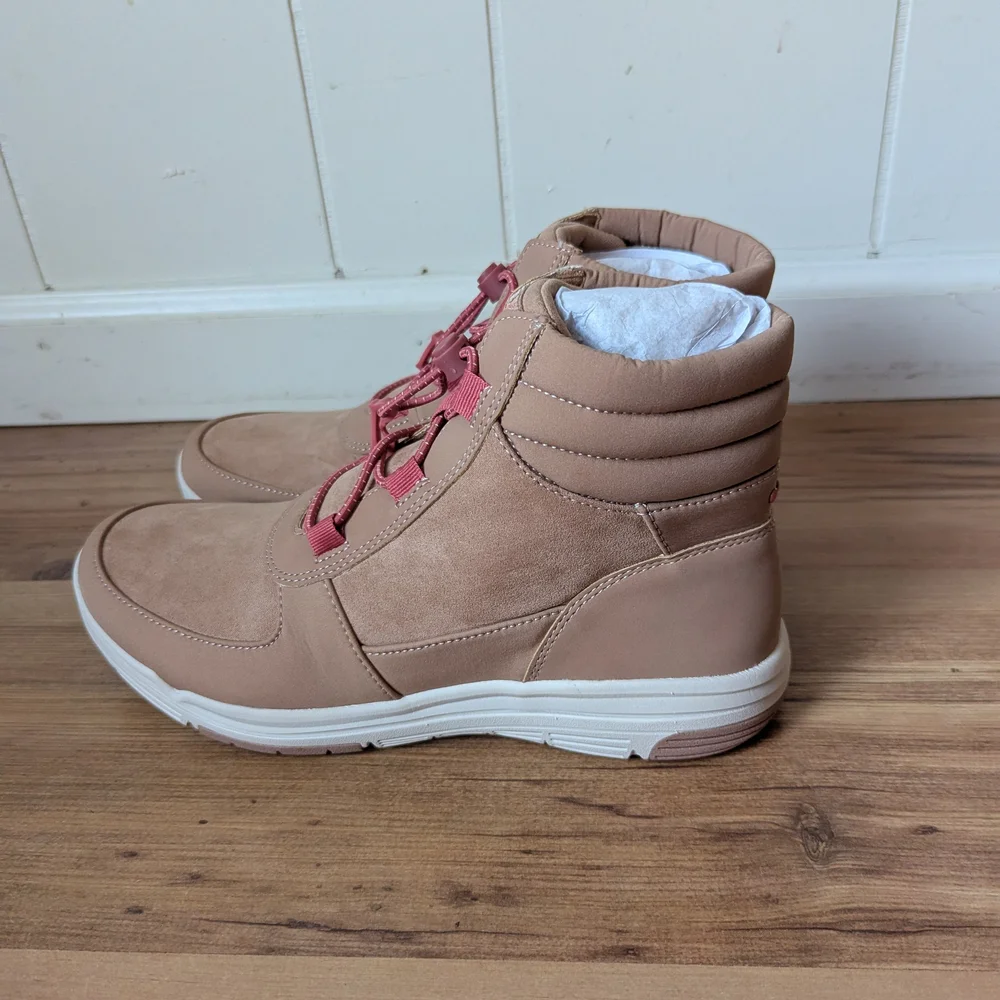 Ryka Beige Amanda Booties Size 9 With Elastic Closure - Picture 3 of 6
